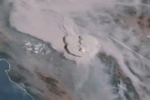 رصد "ابر آتش" کالیفرنیا از فضا