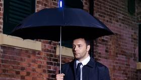 چتر هوشمندی که زمان بارش باران را پیش‌بینی می‌کند 