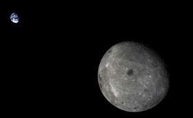 شکاف پوسته ماه توسط نیروی جاذبه زمین 