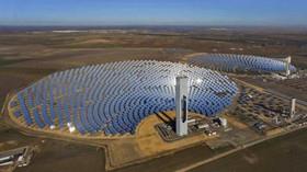 ساخت بزرگترین مزرعه خورشیدی جهان در پاکستان 