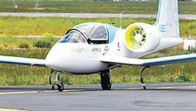 ساخت نخستین هواپیمای مسافربری برقی جهان 