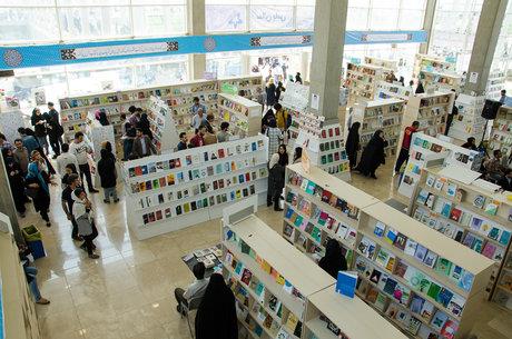صدور روادید ۶۰ ناشر خارجی برای نمایشگاه کتاب