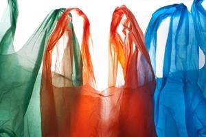 کیسه های پلاستیکی دوستدار محیط زیست تولید شد