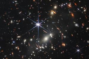 اندازه‌گیری فاصله حدود ۲۰۰ کهکشان توسط تلسکوپ جیمز وب