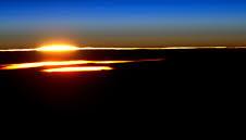   انتشار بهترین تصویر طلوع خورشید از فضا