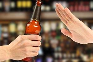 چرا مصرف الکل رفتار را خشونت‌آمیز می‌کند؟