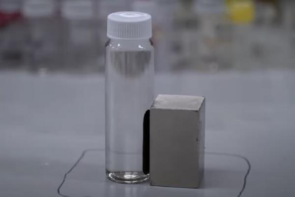 حذف «مواد شیمیایی همیشگی» از آب با یک محلول مغناطیسی