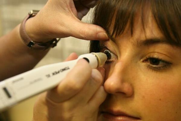  تشخیص زودهنگام آلزایمر با آزمایش چشم