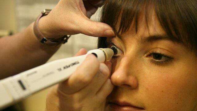  تشخیص زودهنگام آلزایمر با آزمایش چشم