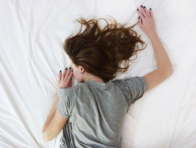  عوارض خواب نامنظم بر بدن افراد چه هستند؟