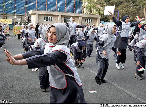  ممنوعیت فعالیت بدنی در فضای باز مدارس تهران تا ۶ آذر